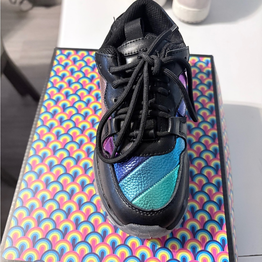 Kurt Geiger Black and Pink Sneakers